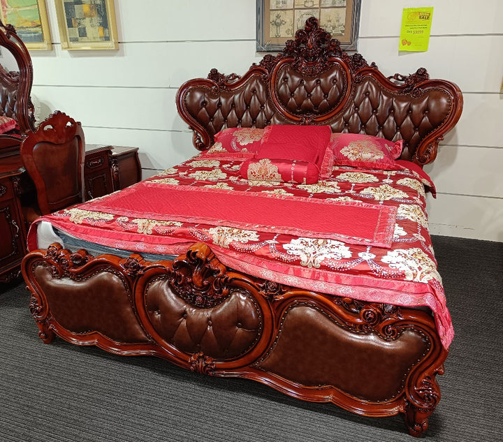 Louis Classical Super King Bed Set/ Demo Clearance / MUST GO!!!